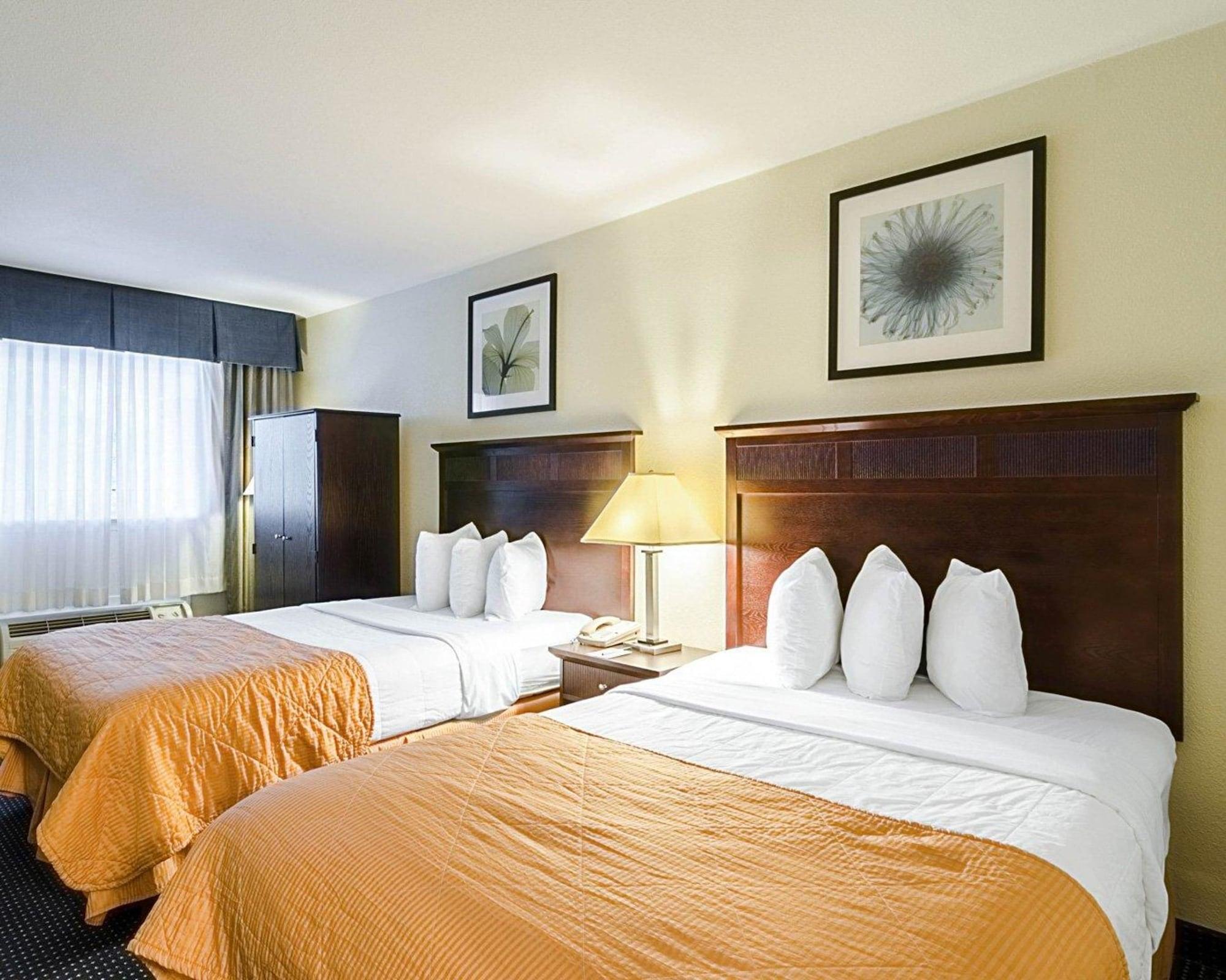 Rodeway Inn & Suites Williamsburg Central Dış mekan fotoğraf
