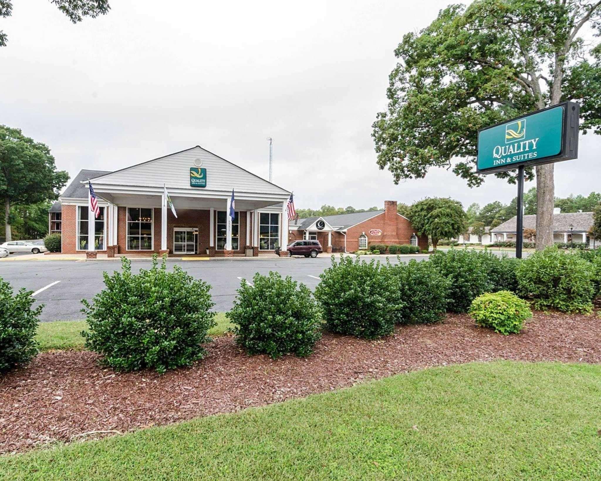 Rodeway Inn & Suites Williamsburg Central Dış mekan fotoğraf